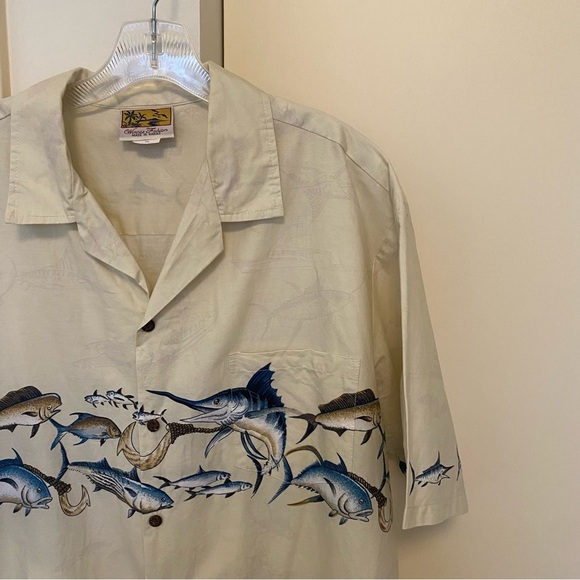 Mens Winnie Fashion 100% Cotton Hawaiian Fish Button Up - Picture 5 of 8